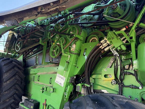 2024 John Deere X9 1000 - Photo17