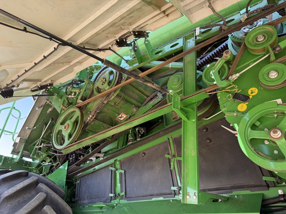2024 John Deere X9 1000 - Photo16