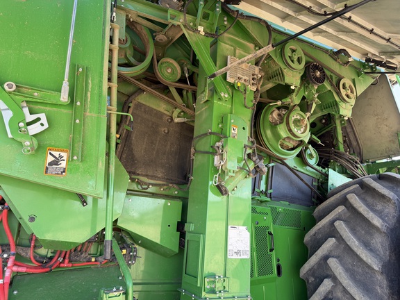 2024 John Deere X9 1000 - Photo25