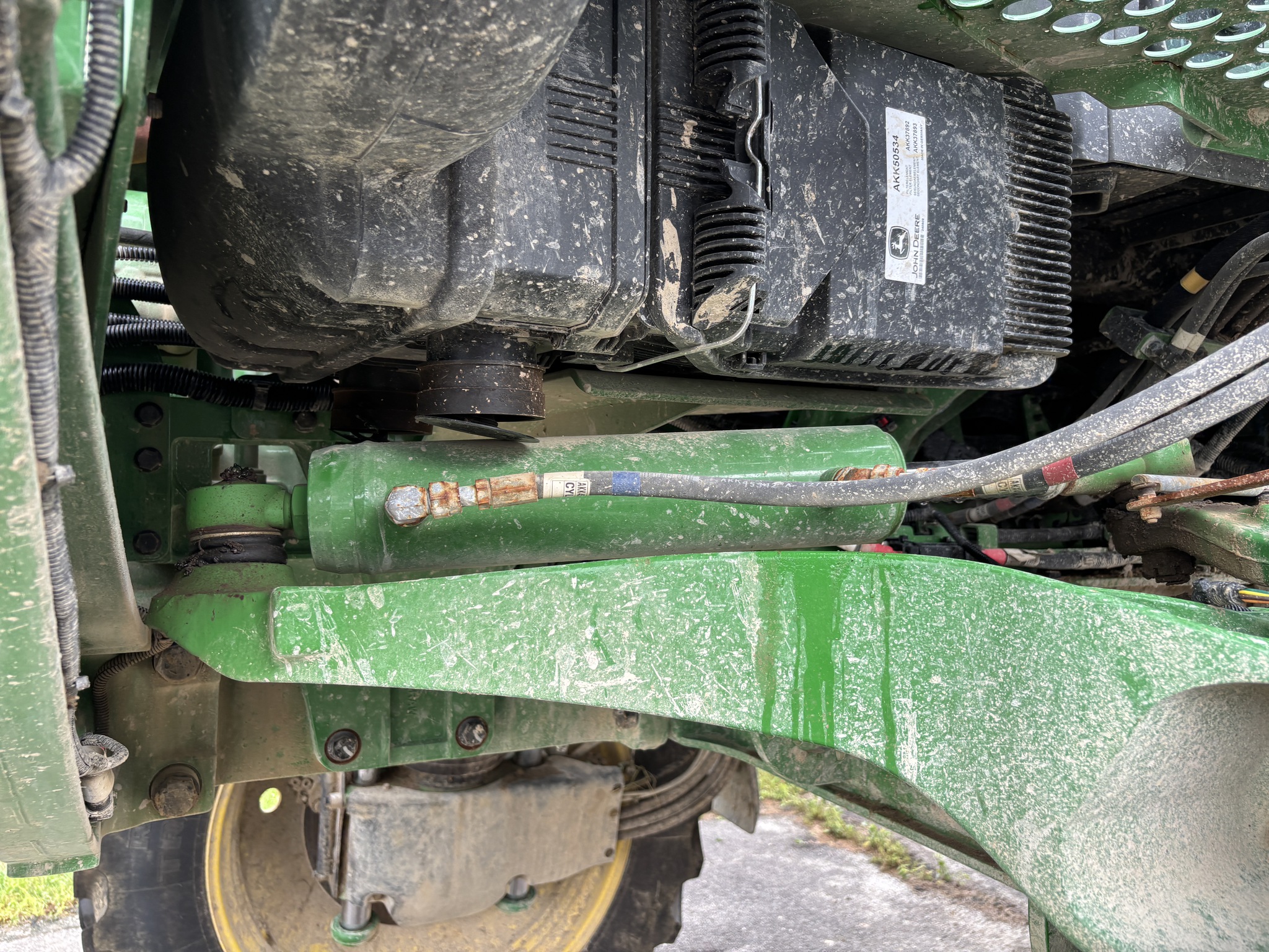 Used 2025 John Deere 410R Self Propelled Sprayers at Koenig Equipment in Greensburg, IN - PhotoXL8