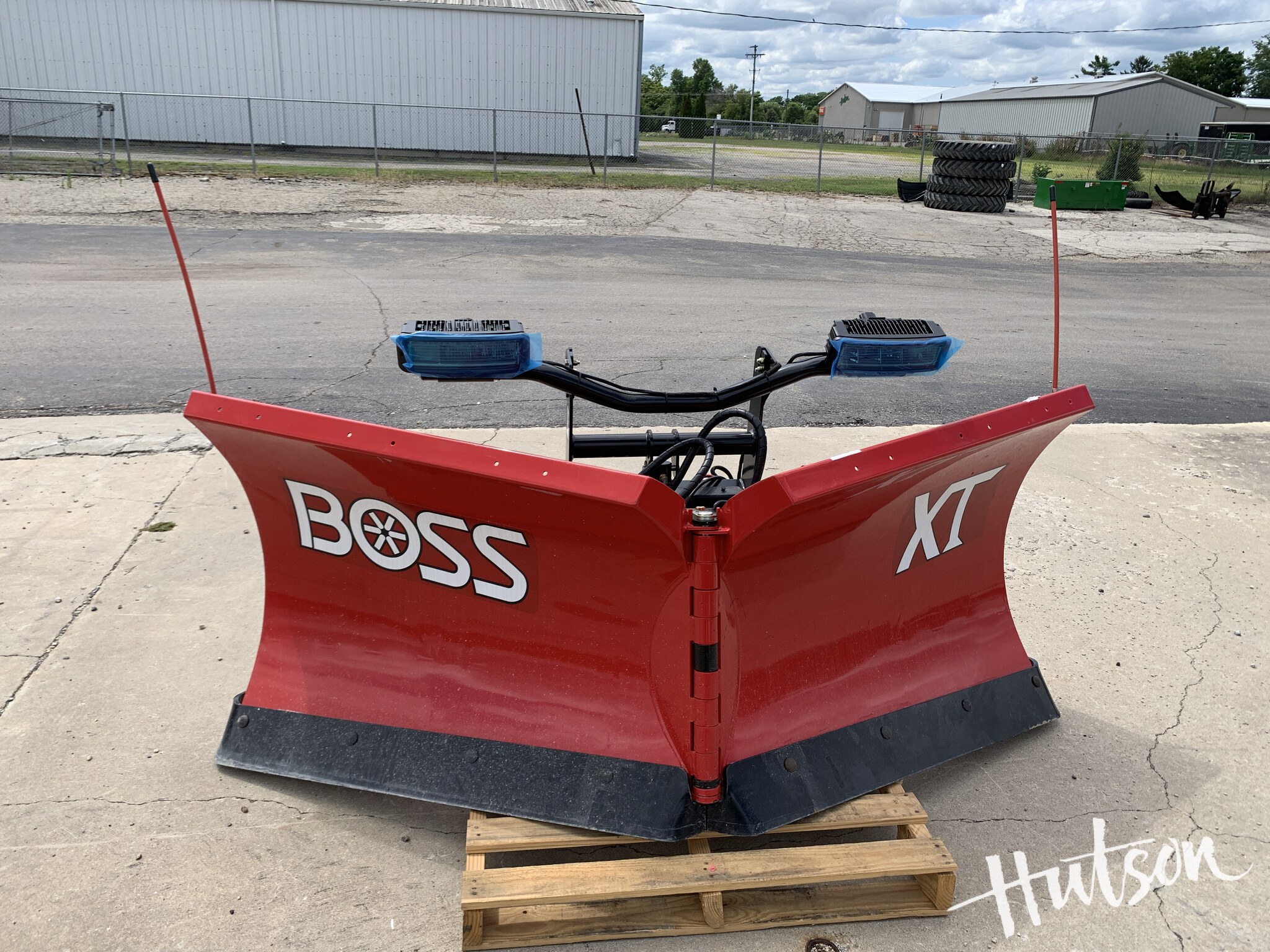 2022 Boss MSC10182B & MSC15005