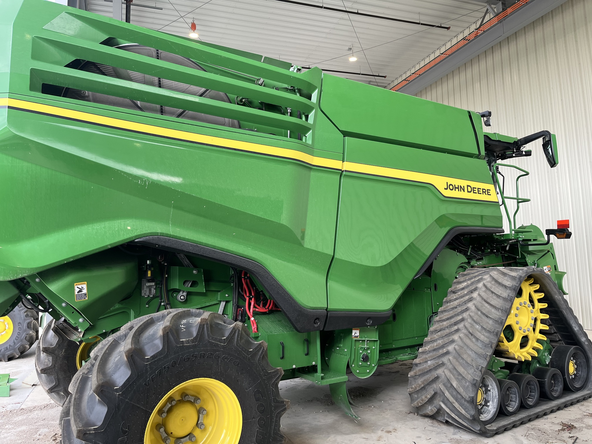  2025 John Deere X9 1000 at Heritage Tractor in Pittsburg, KS