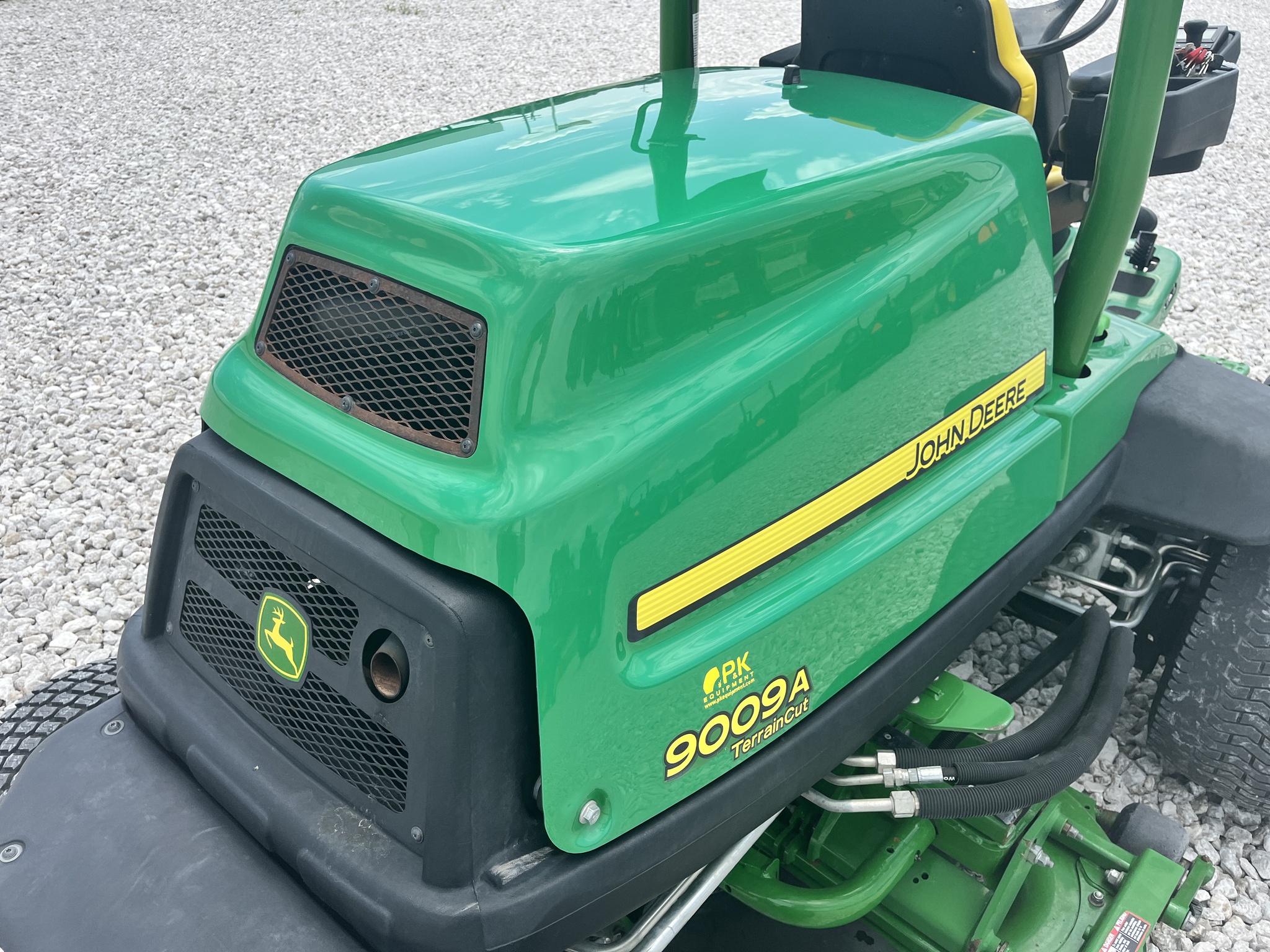 2016 John Deere 9009A Terrain Cut Image 17