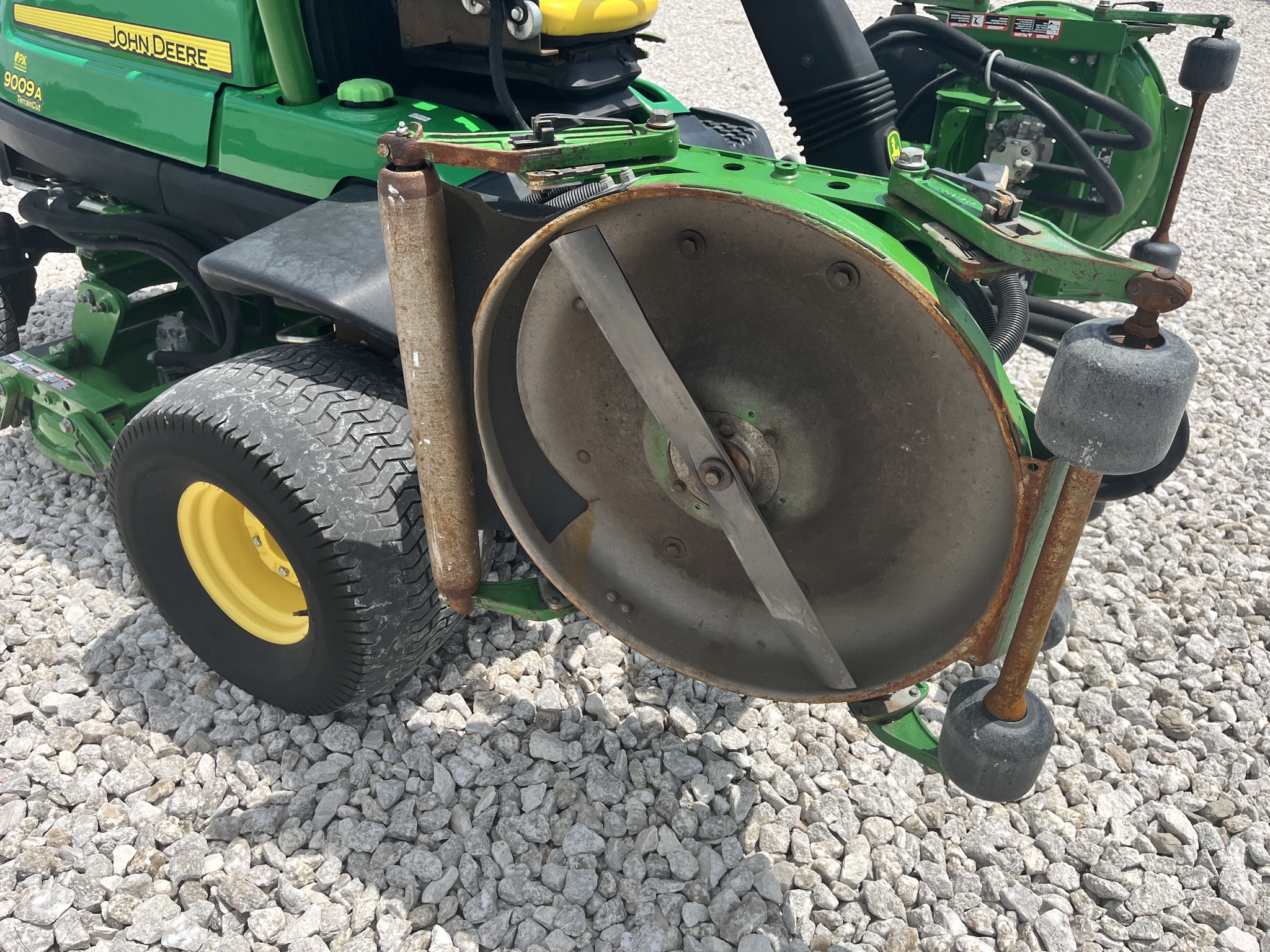 2016 John Deere 9009A Terrain Cut Image 28