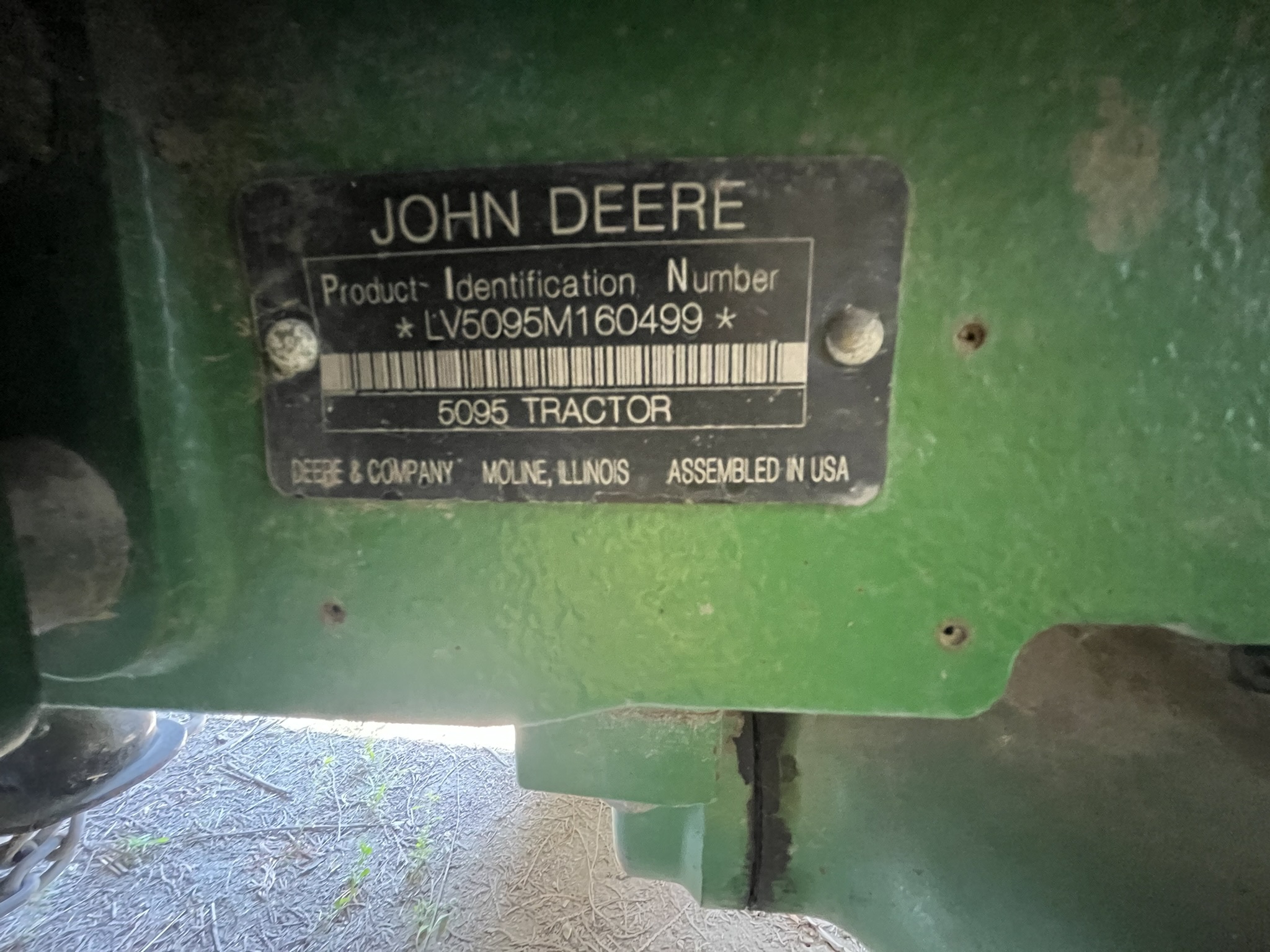 2009 John Deere 5095M Image 11
