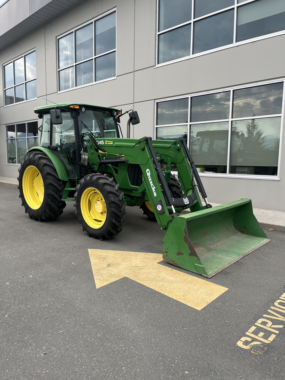 2009 John Deere 5095M Image 1