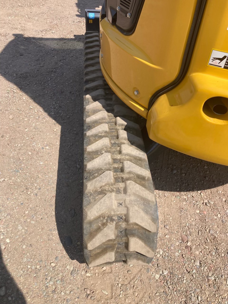 2022 John Deere 35G Image 8