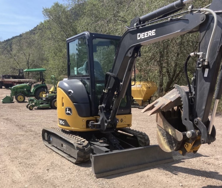2022 John Deere 35G Image 1
