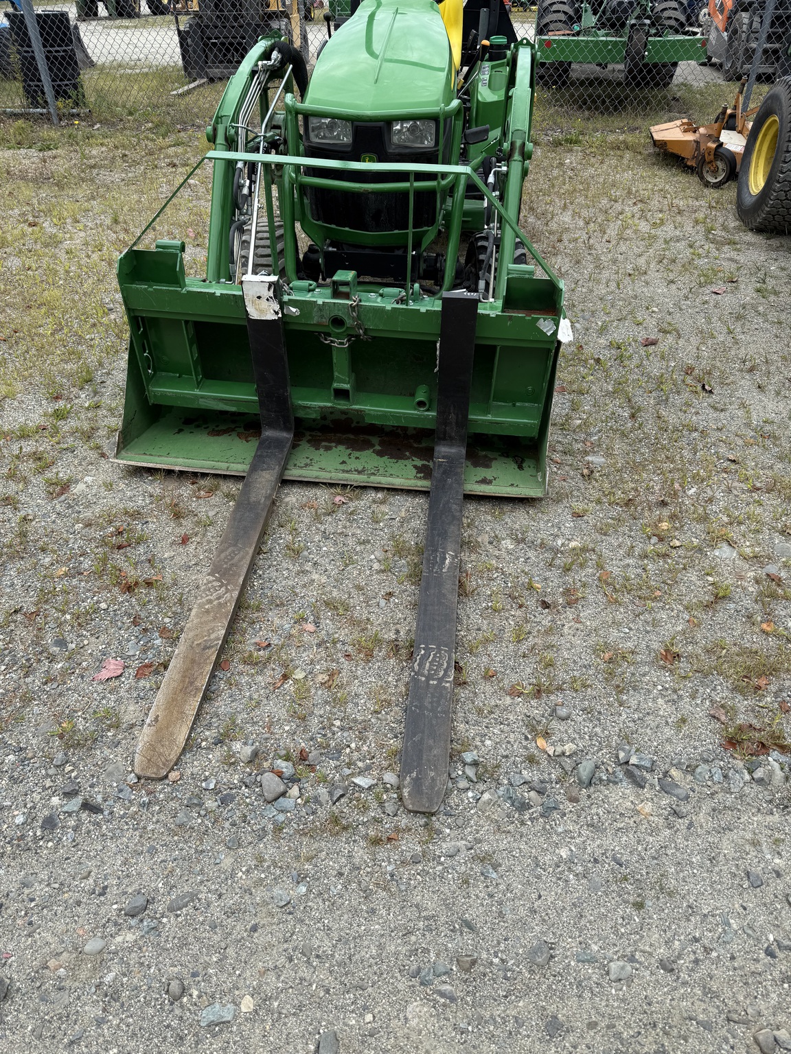2022 John Deere 1023E Image 20