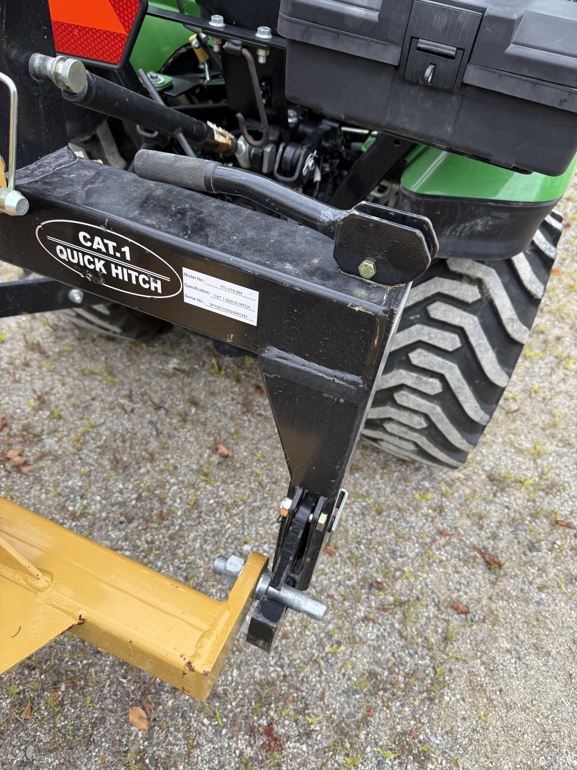 2022 John Deere 1023E Image 11