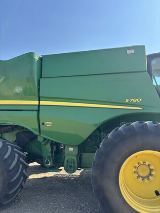 Used 2018 John Deere S780 Combines at Horizon Ag & Turf in Vermilion, AB - Photo28