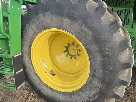 Used 2018 John Deere S780 Combines at Horizon Ag & Turf in Vermilion, AB - Photo16