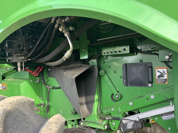 Used 2018 John Deere S780 Combines at Horizon Ag & Turf in Vermilion, AB - Photo18
