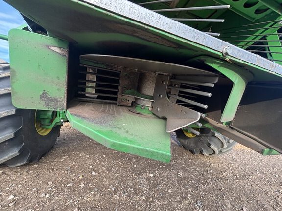 Used 2018 John Deere S780 Combines at Horizon Ag & Turf in Vermilion, AB - Photo19