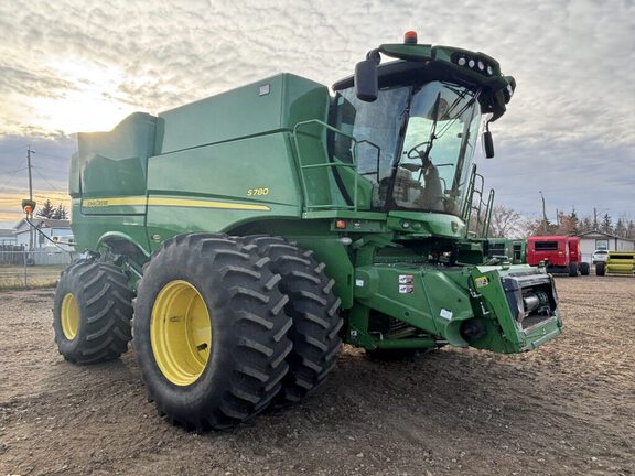 Used 2018 John Deere S780 Combines at Horizon Ag & Turf in Vermilion, AB - Photo12