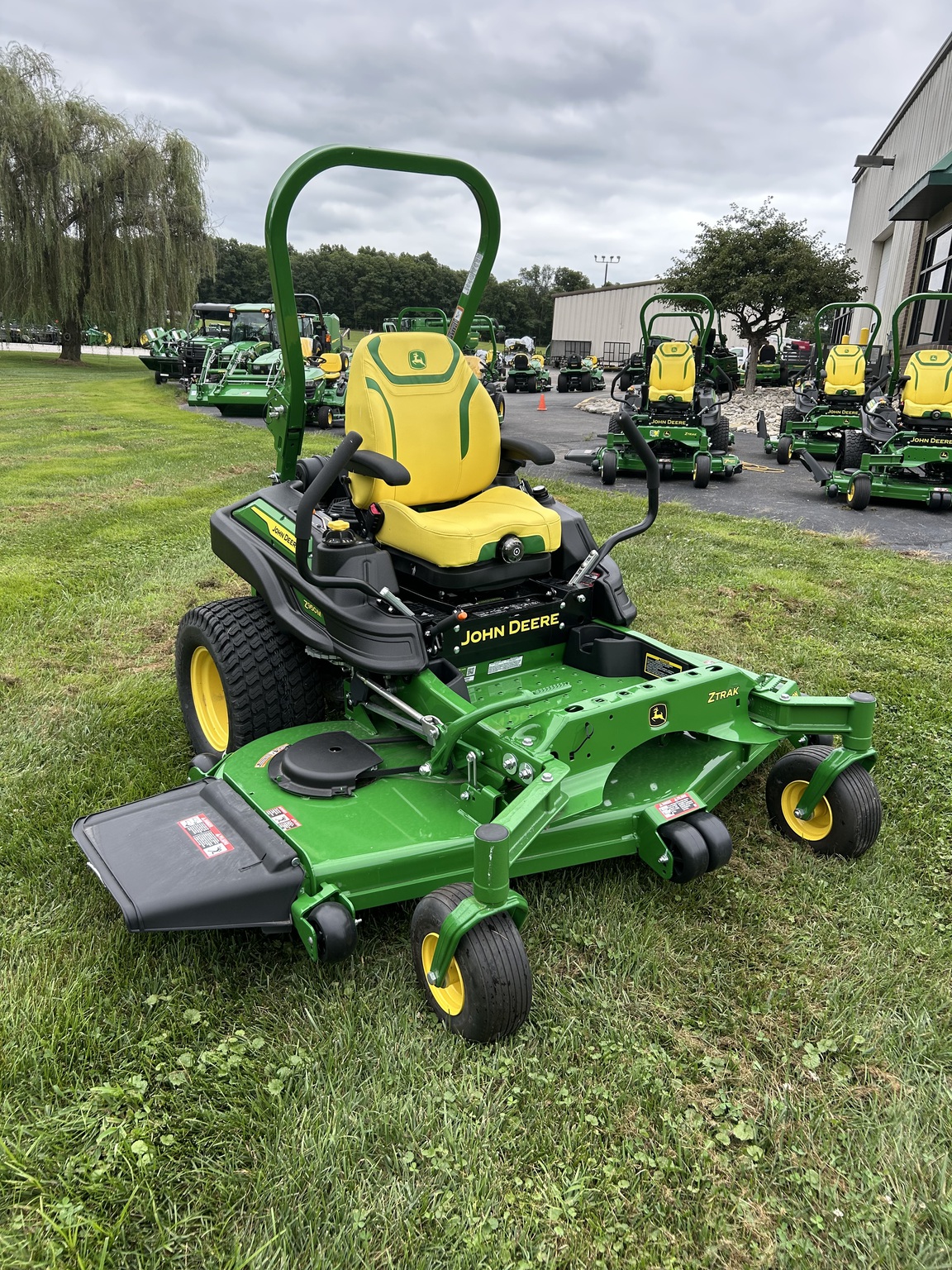 2025 John Deere Z950M Image 1