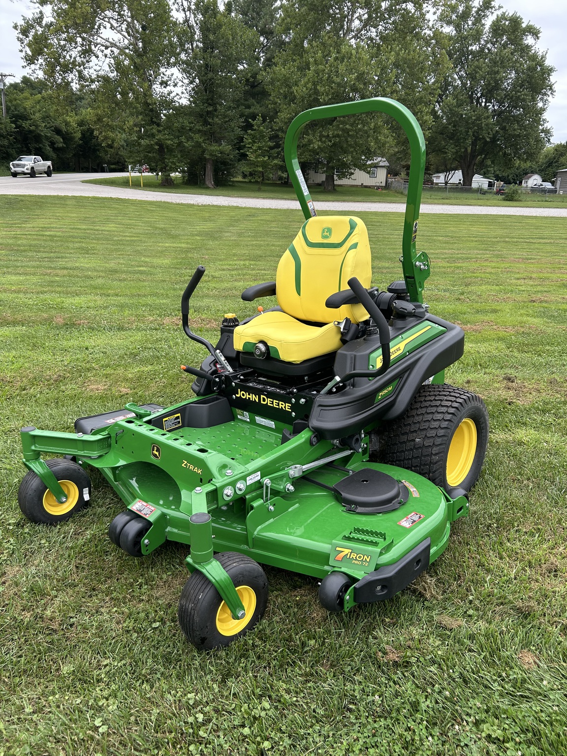 2025 John Deere Z950M Image 2