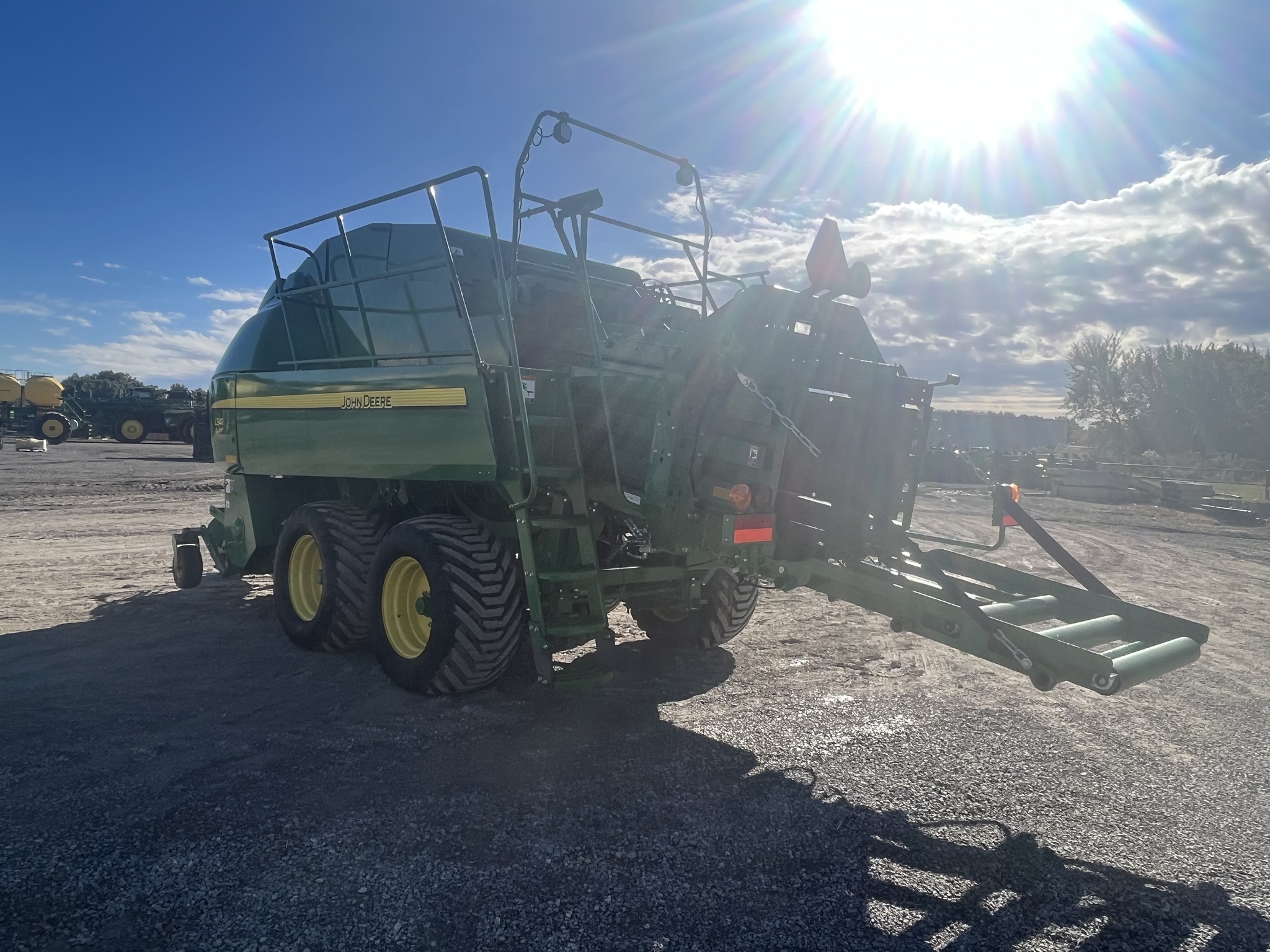  2023 John Deere L341 at Heritage Tractor in Pittsburg, KS