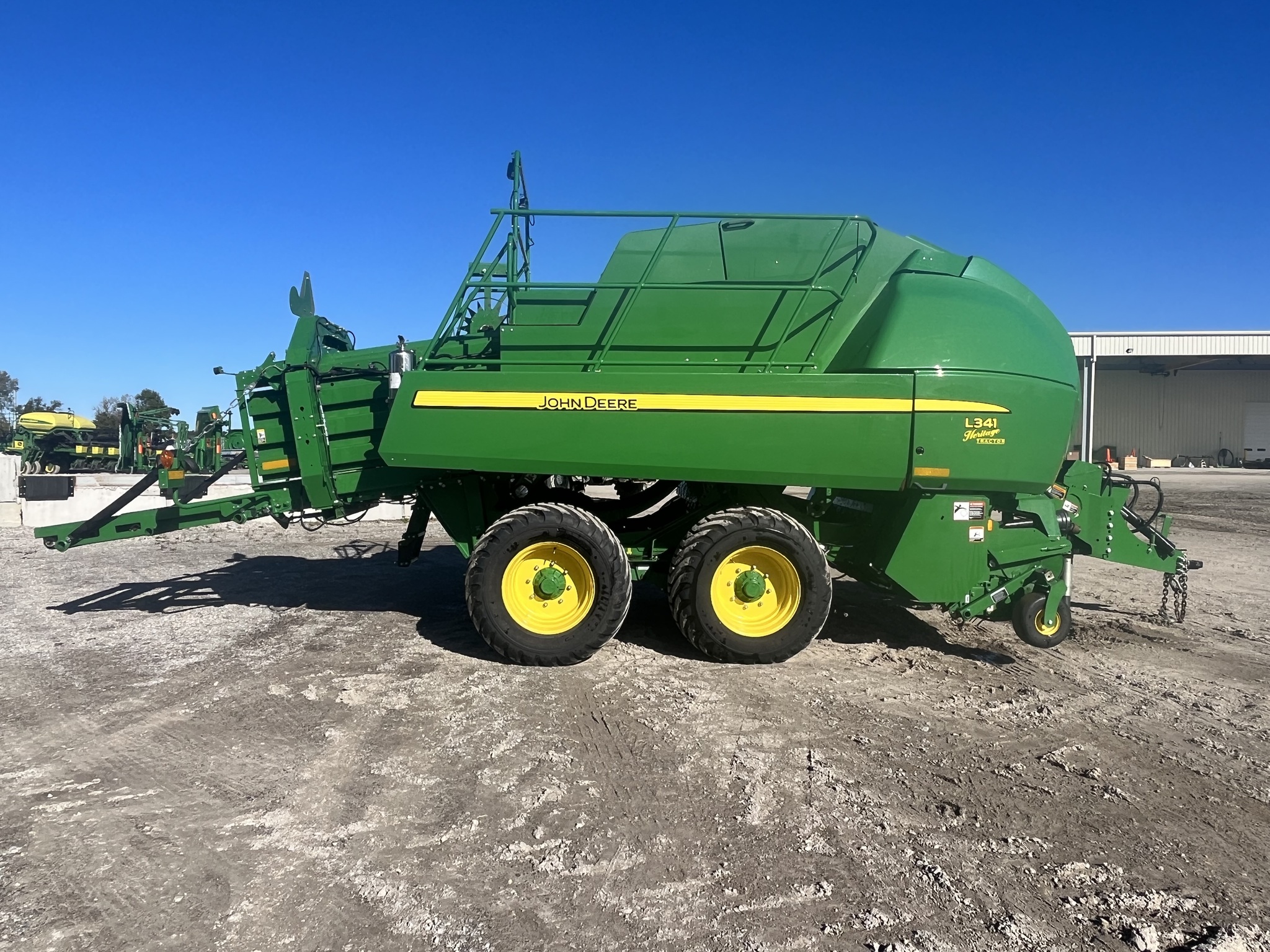  2023 John Deere L341 at Heritage Tractor in Pittsburg, KS