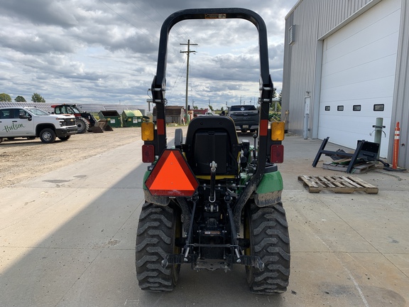 Photo of 2022 John Deere 2025R
