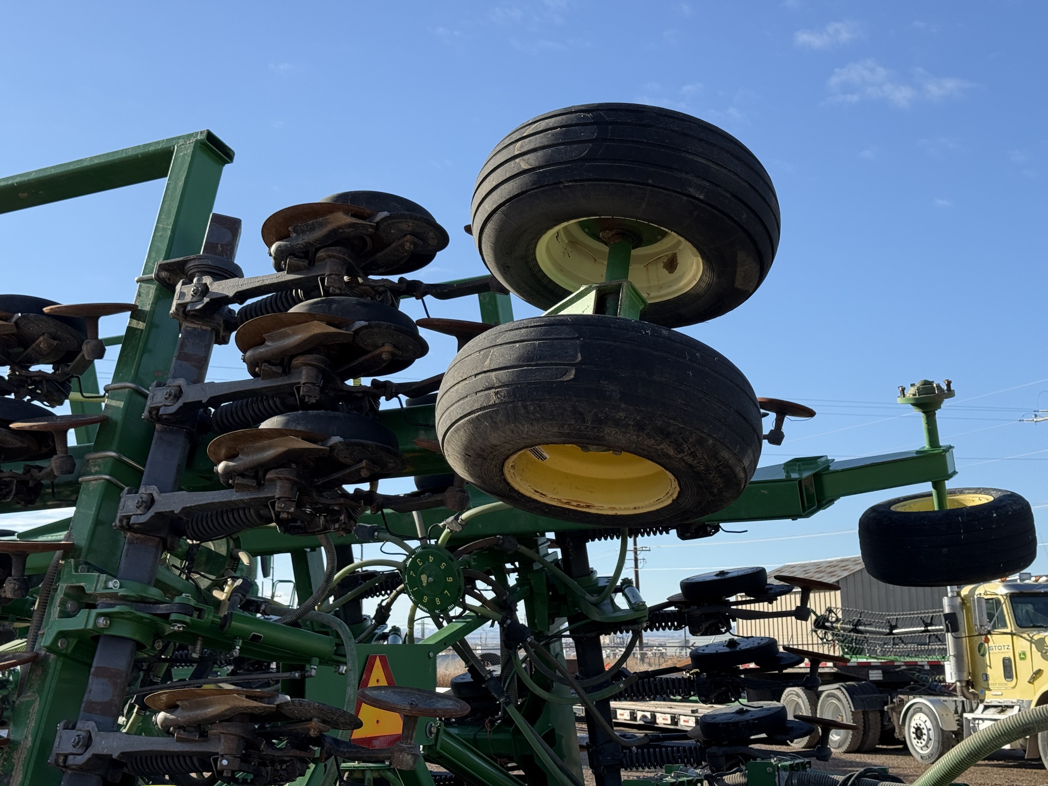 2010 John Deere 1895 Image 17