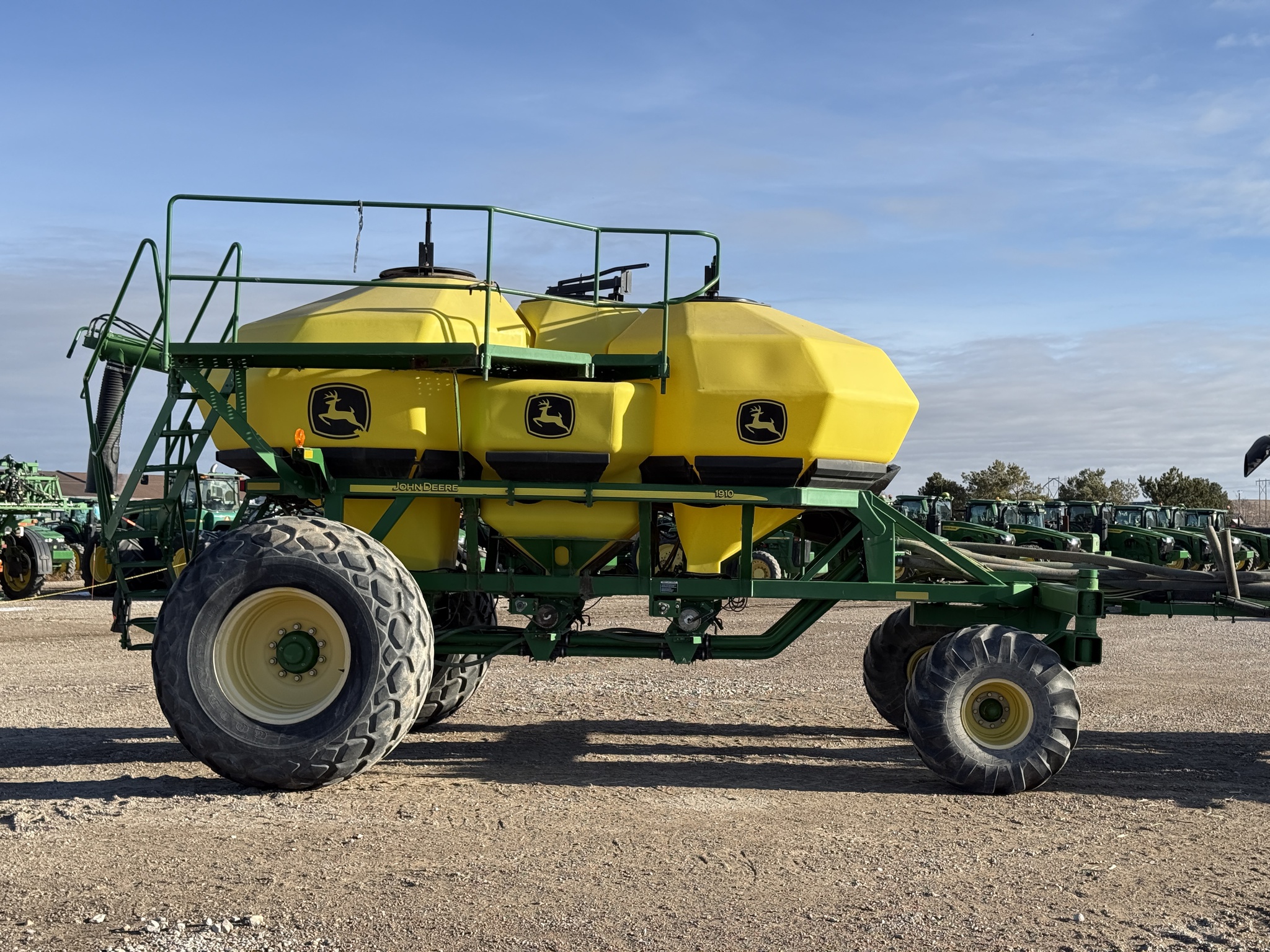 2010 John Deere 1895 Image 36