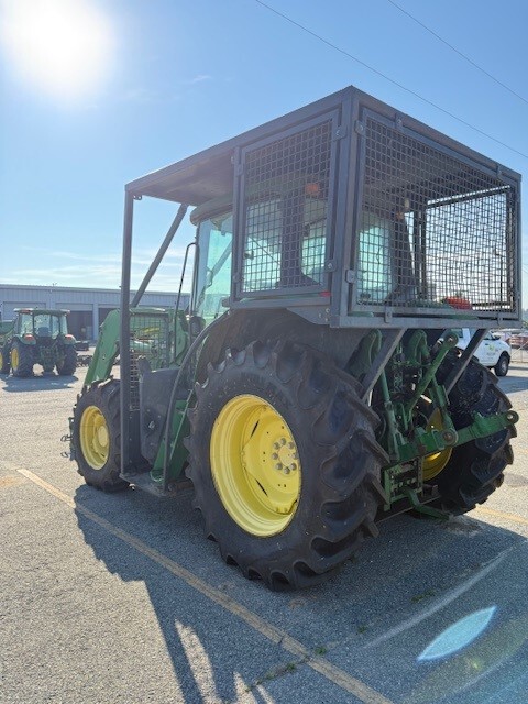 2016 John Deere 6120M Image 6