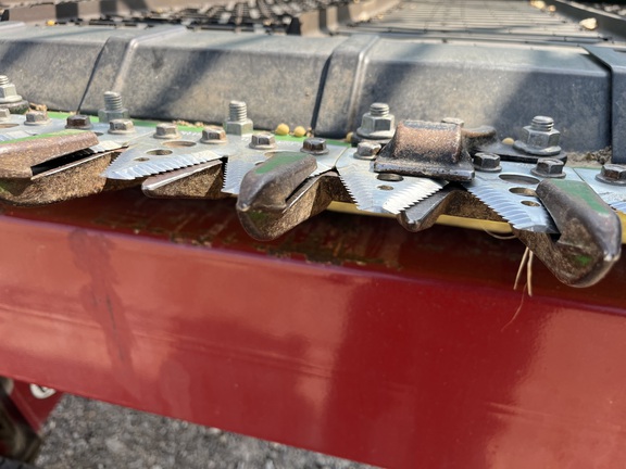 Used 2023 John Deere RD40F Combine Platforms at Koenig Equipment in Greensburg, IN - Photo8