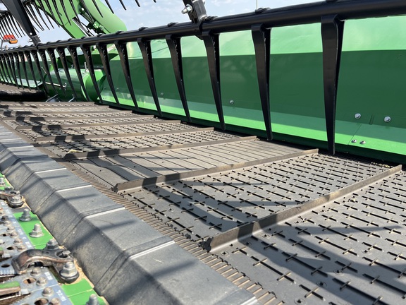 Used 2023 John Deere RD40F Combine Platforms at Koenig Equipment in Greensburg, IN - Photo7