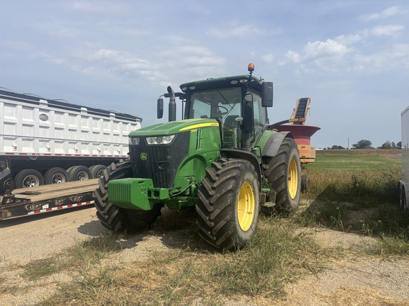 Photo of 2019 John Deere 7290R