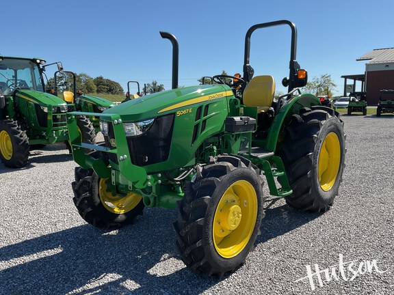Photo of 2024 John Deere 5067E
