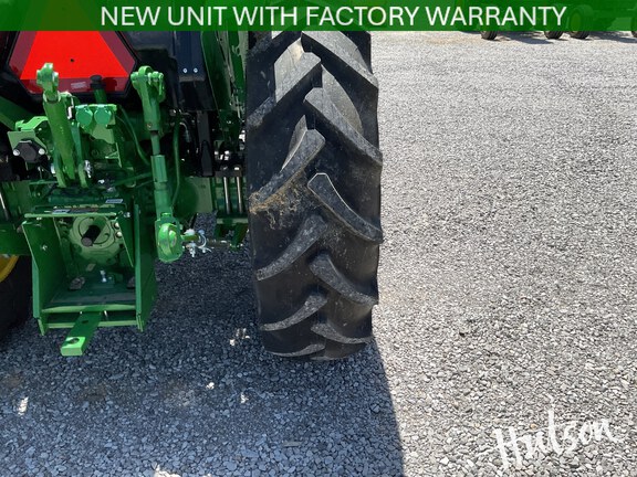 Photo of 2024 John Deere 5067E