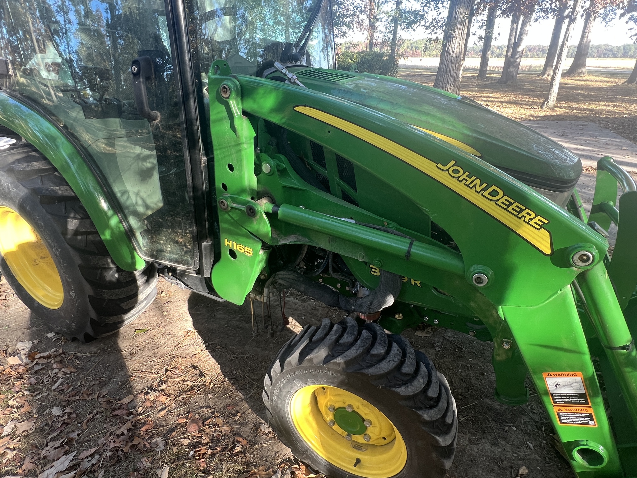 2016 John Deere 3039R Image 7
