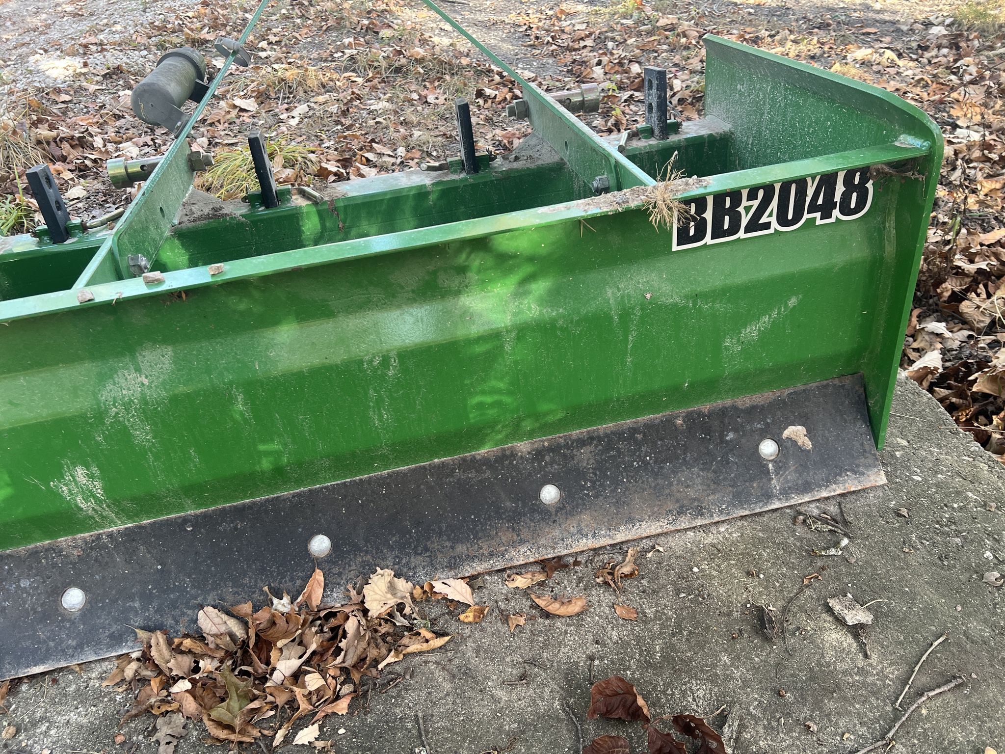 2016 John Deere 3039R Image 14