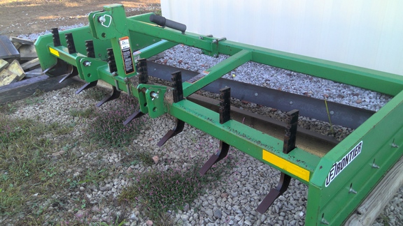 2019 Frontier LP1210