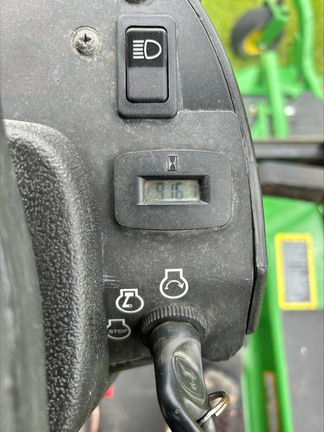 Used 2011 John Deere 1545 Commercial Front Mowers at Horizon Ag & Turf in Edmonton West, AB - Photo8