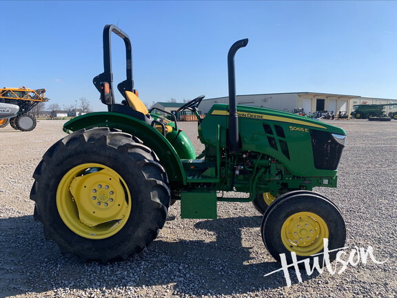 Photo of 2022 John Deere 5065E