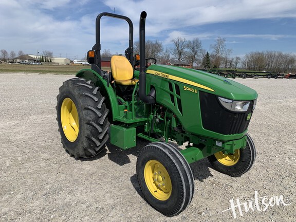 Photo of 2022 John Deere 5065E