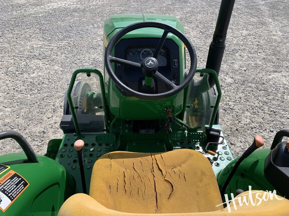 Photo of 2022 John Deere 5065E