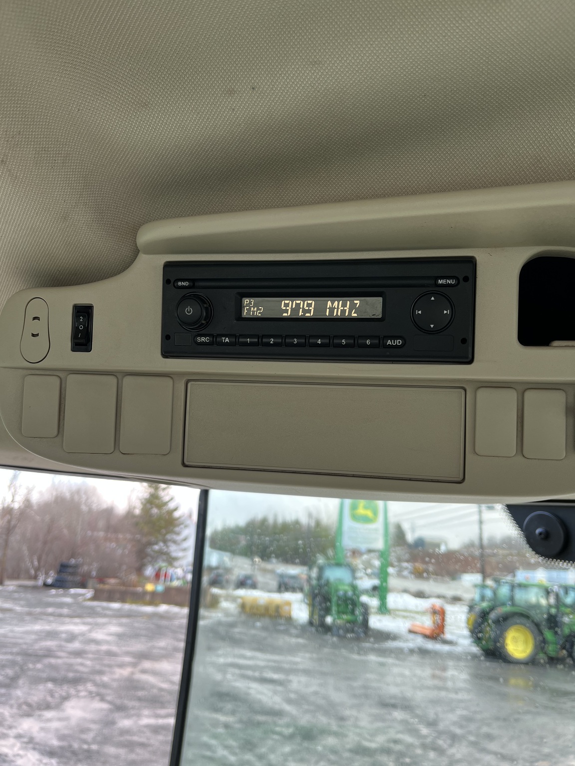 2021 John Deere 6130R Image 7