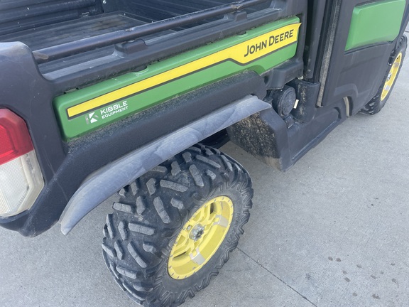 2022 John Deere XUV 835R - Photo4