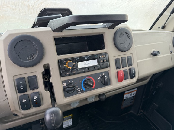 2022 John Deere XUV 835R - Photo22