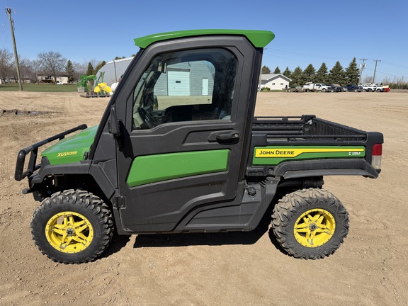 2022 John Deere XUV 835R - Photo6