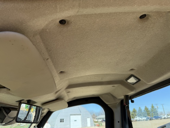 2022 John Deere XUV 835R - Photo19