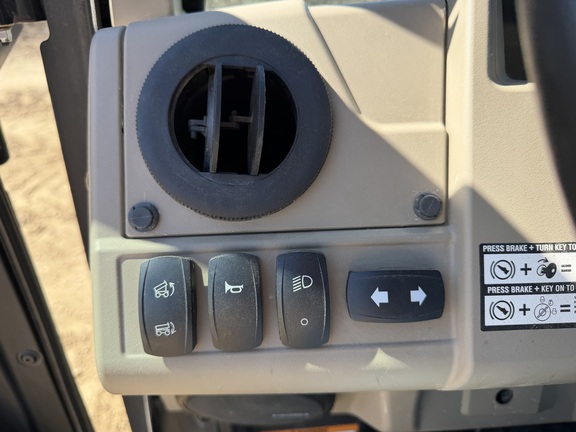 2022 John Deere XUV 835R - Photo21