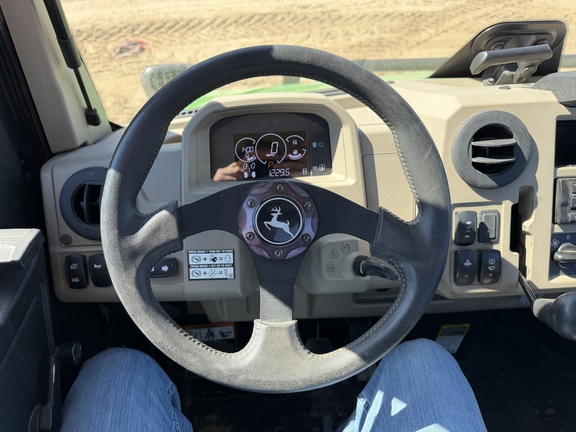 2022 John Deere XUV 835R - Photo22