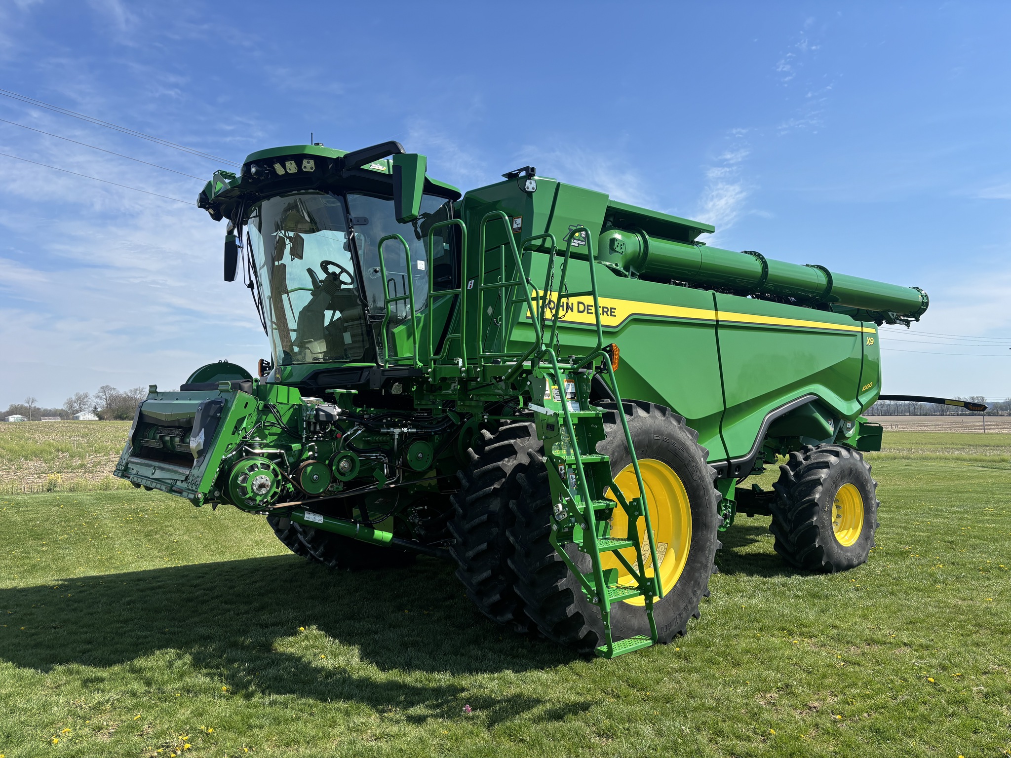 Used 2022 John Deere X9 1000 Combines at Koenig Equipment in Oxford, OH - PhotoXL1