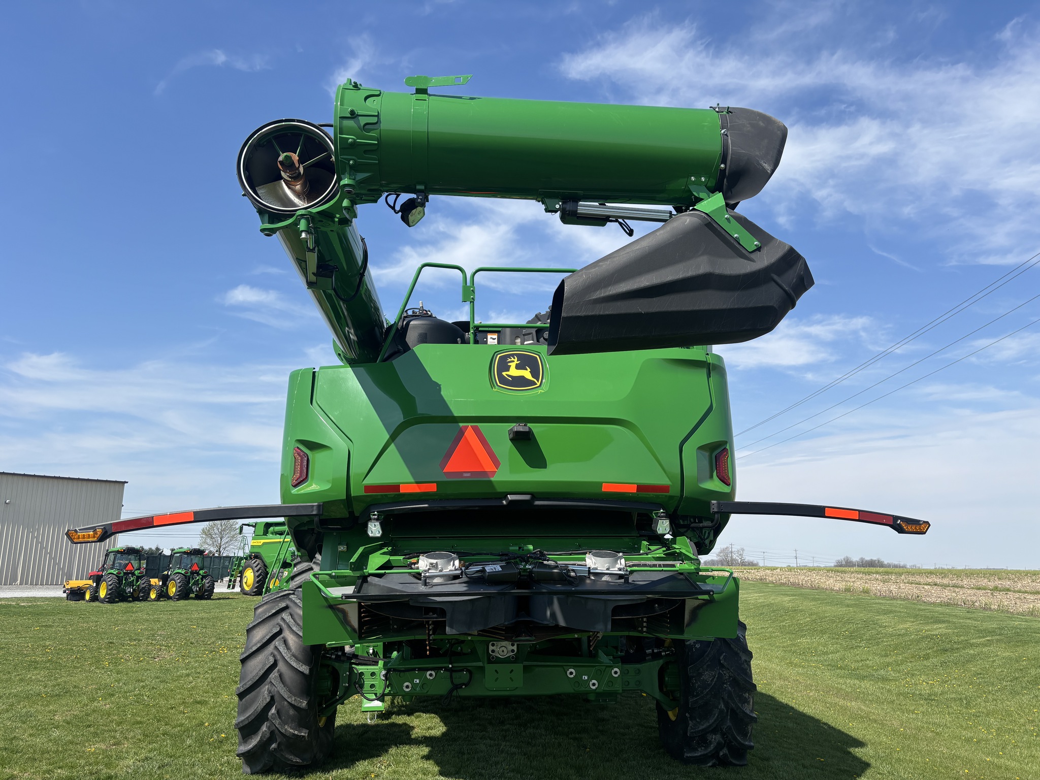Used 2022 John Deere X9 1000 Combines at Koenig Equipment in Oxford, OH - PhotoXL4