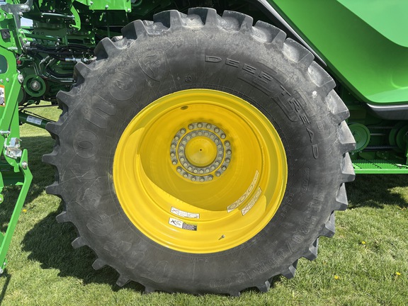 Used 2022 John Deere X9 1000 Combines at Koenig Equipment in Oxford, OH - Photo8