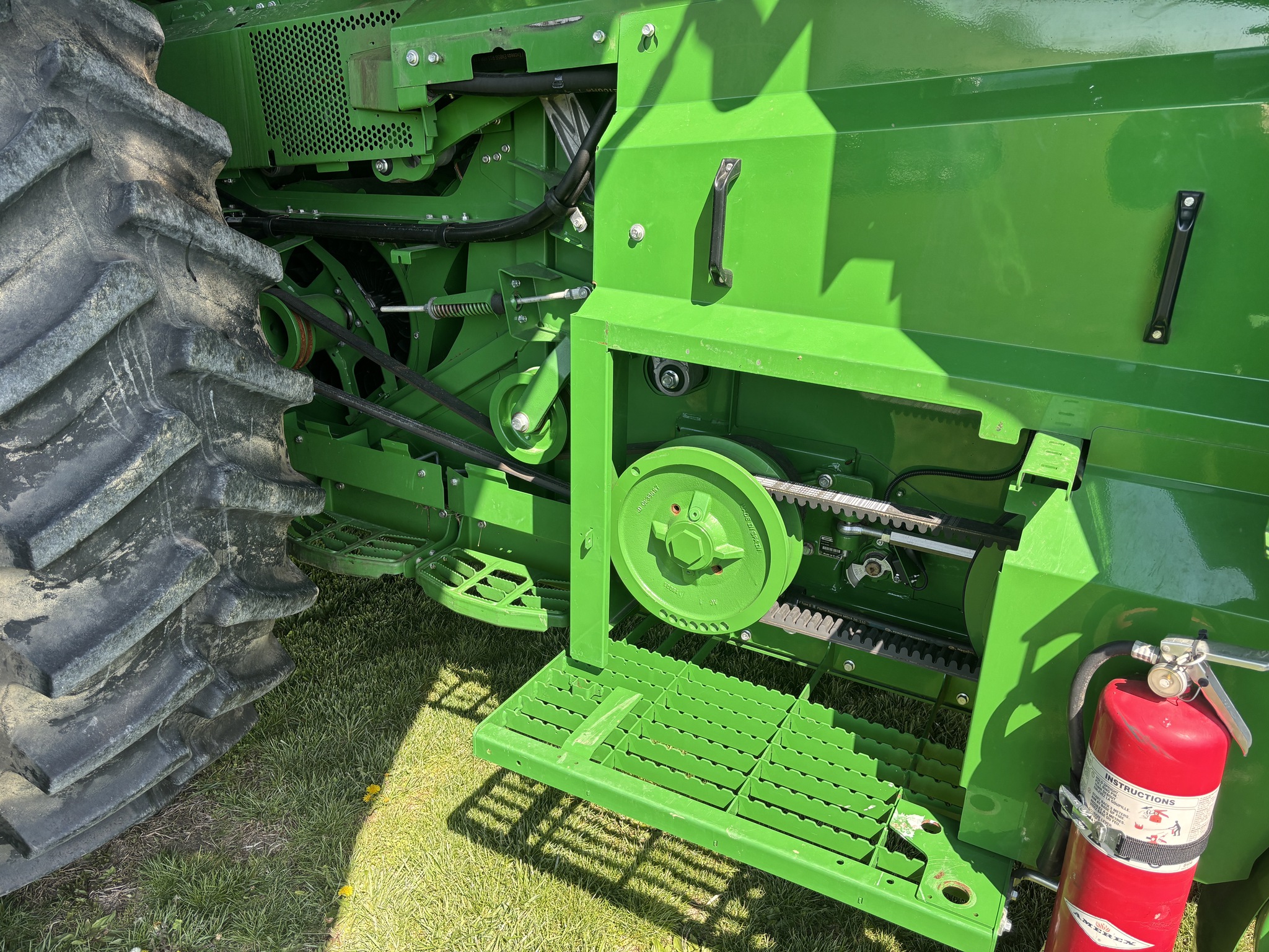 Used 2022 John Deere X9 1000 Combines at Koenig Equipment in Oxford, OH - PhotoXL21
